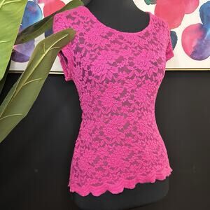 Pink lace top with short sleeves and a scoop neckline #y2k #lace